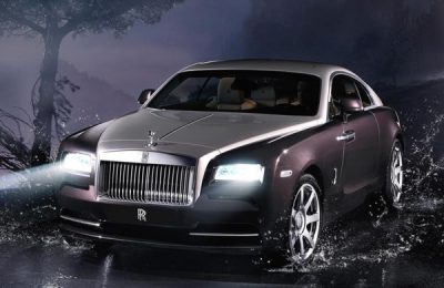 2014-rolls-royce-wraith-front-action2-(1)-600-001