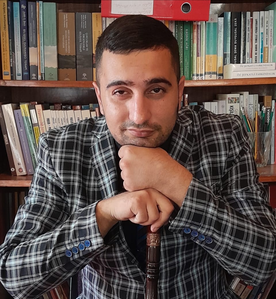 Nesimi Qiyasov