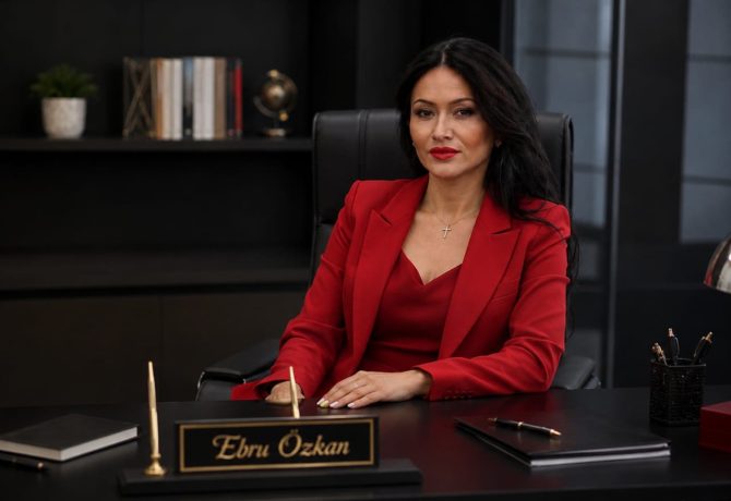 Ebru Ozkan 1